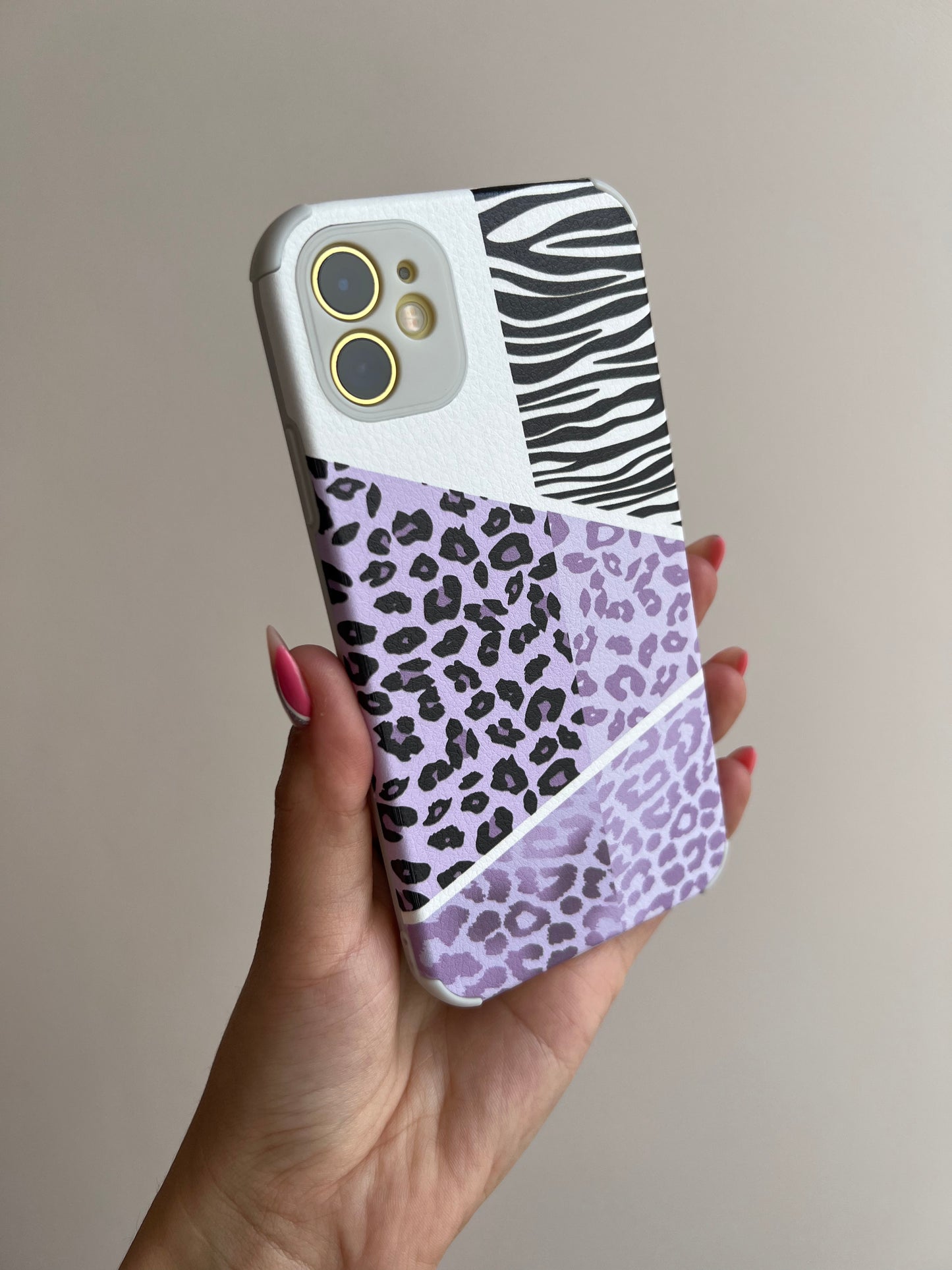 Carcasas diseño animal print lila 💜