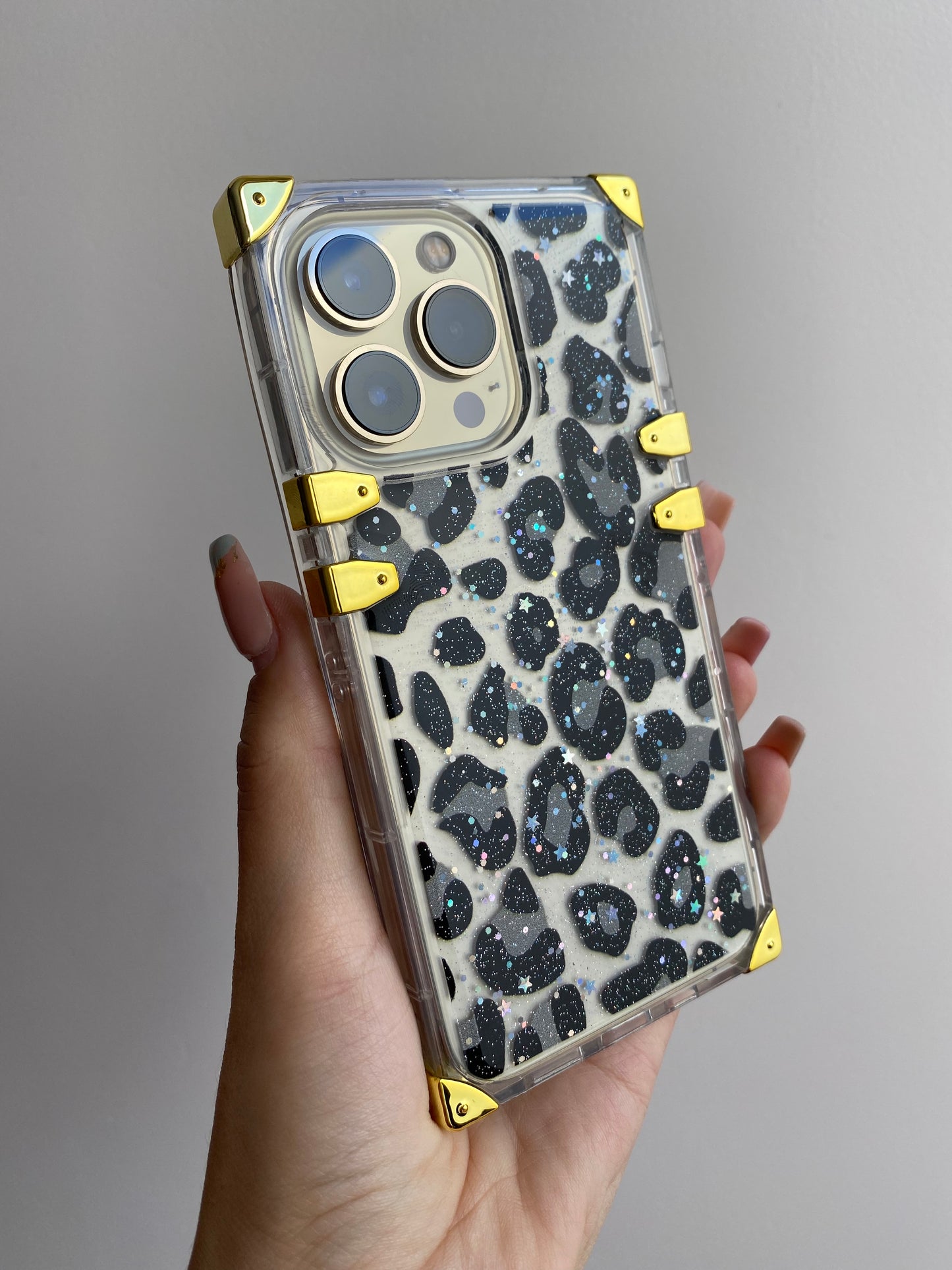 Carcasa Leopardo rectangular ✨