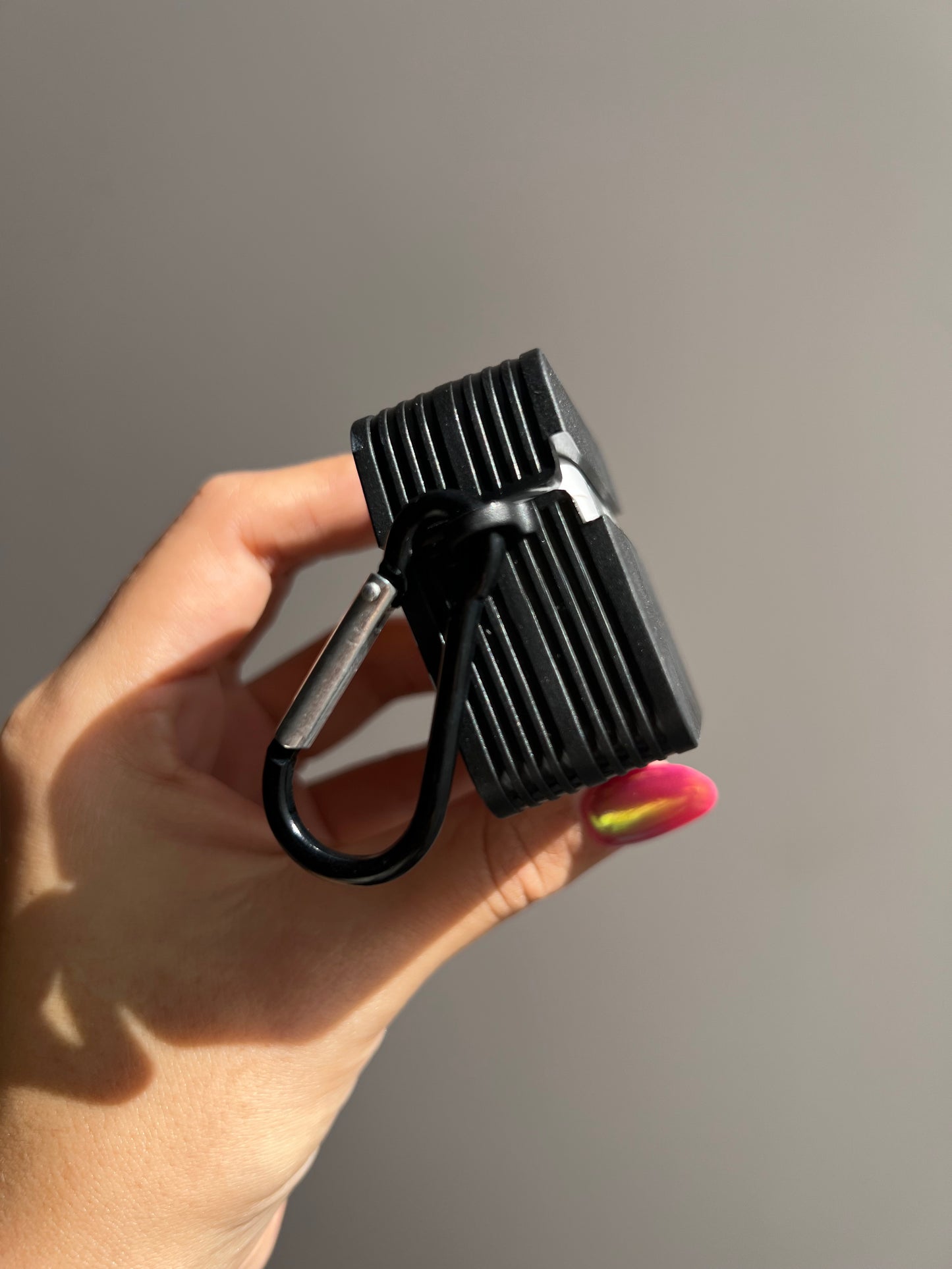 Funda AirPods Flores 🖤 (negro)